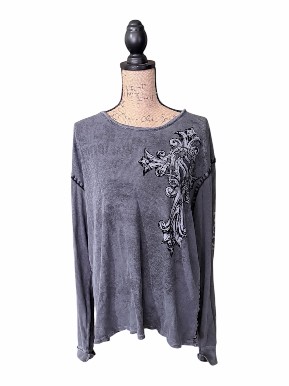 Men's Y2K Vintage Gray Long Sleeve Decorative Graphic Tee